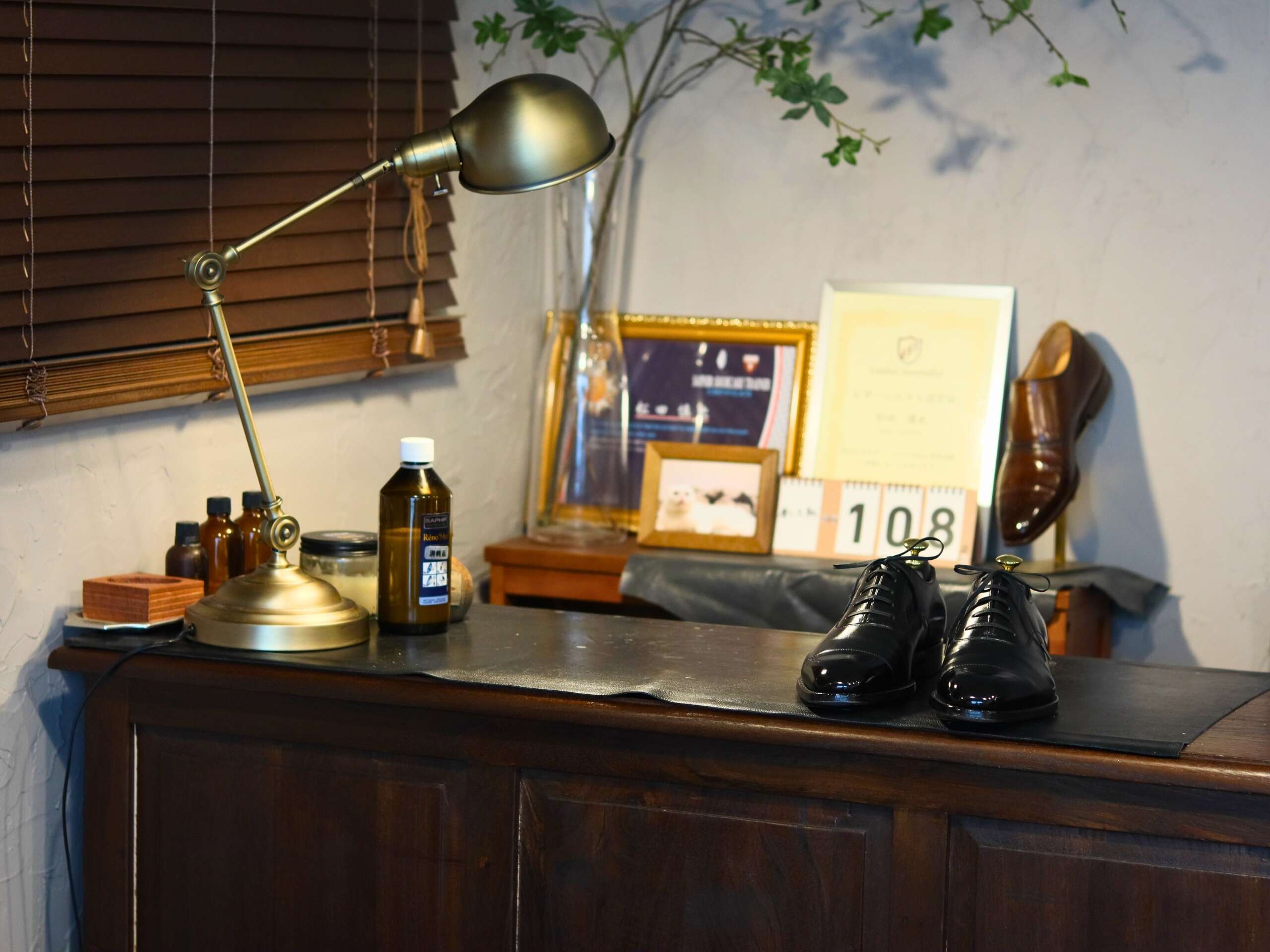 SHOESLab. TORCH（シューズラボトーチ）」にてお取り扱い開始の